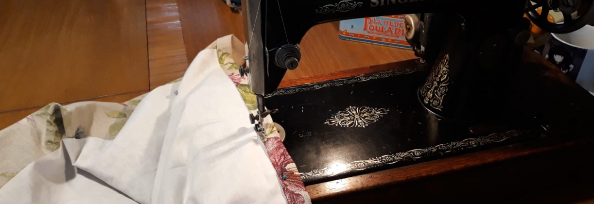 My grandmother's sewing machine, ideal for thick seams