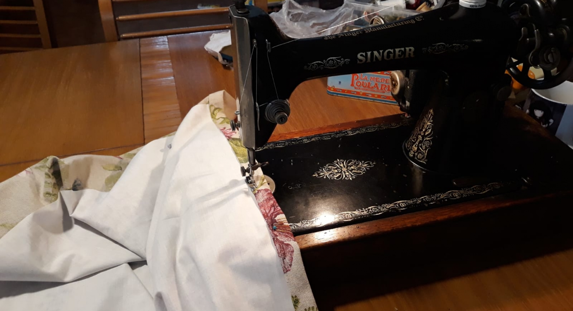 My grandmother's sewing machine, ideal for thick seams